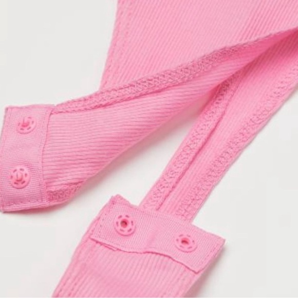 H&M ribbed pink bodysuit - Picture 2 of 8